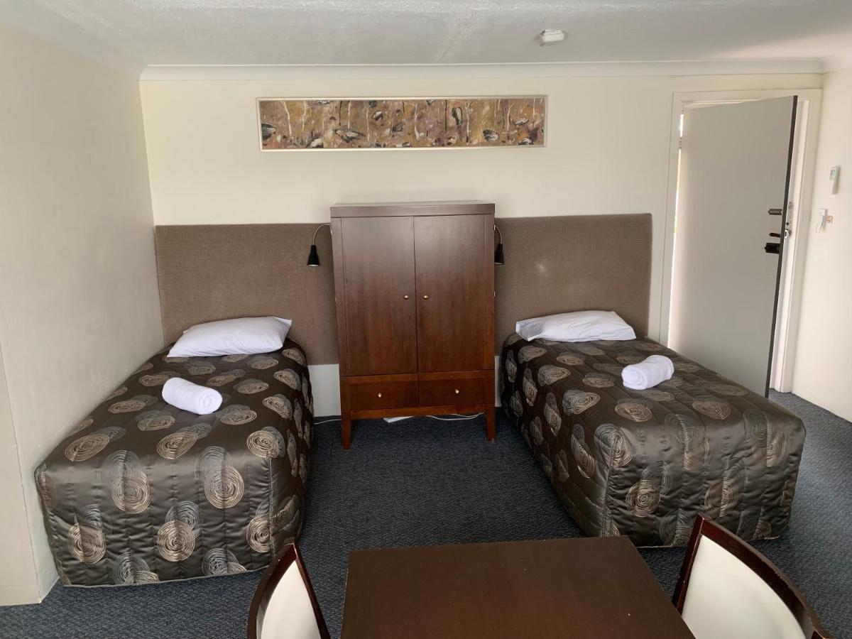 Titania Motel Oberon Εξωτερικό φωτογραφία