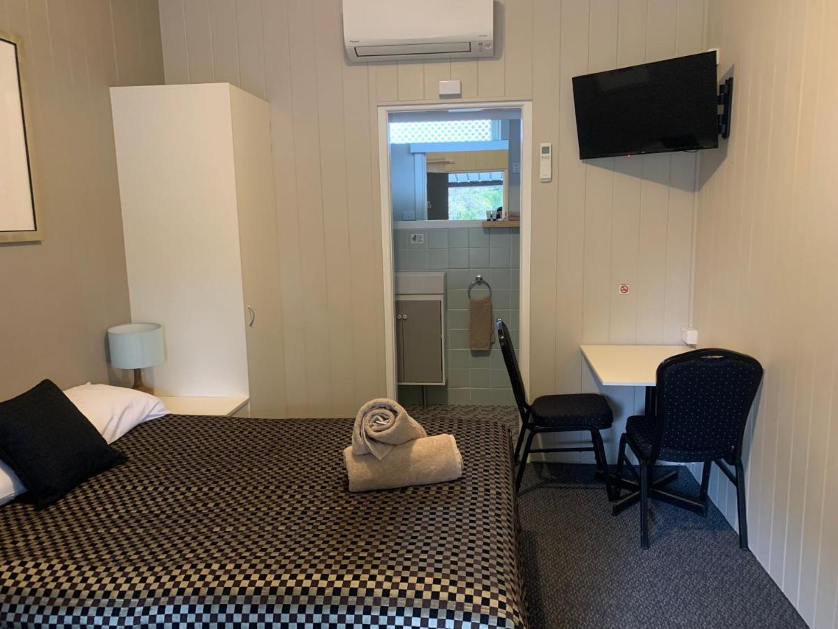 Titania Motel Oberon Εξωτερικό φωτογραφία