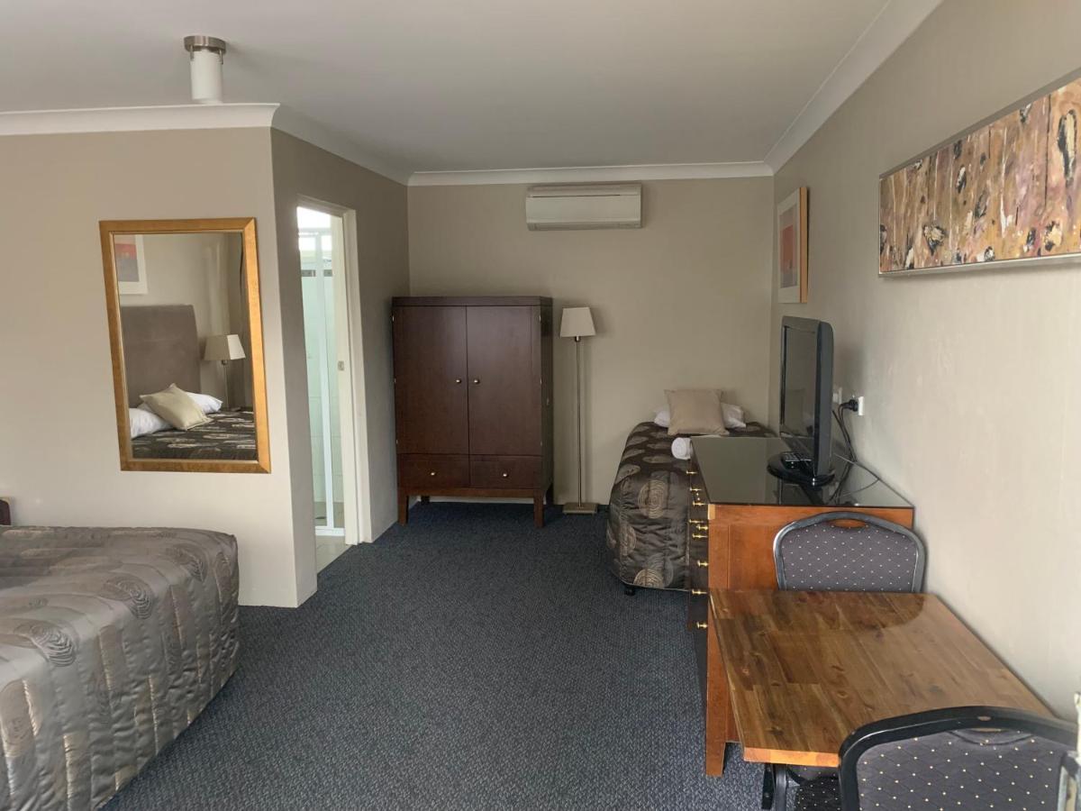 Titania Motel Oberon Εξωτερικό φωτογραφία