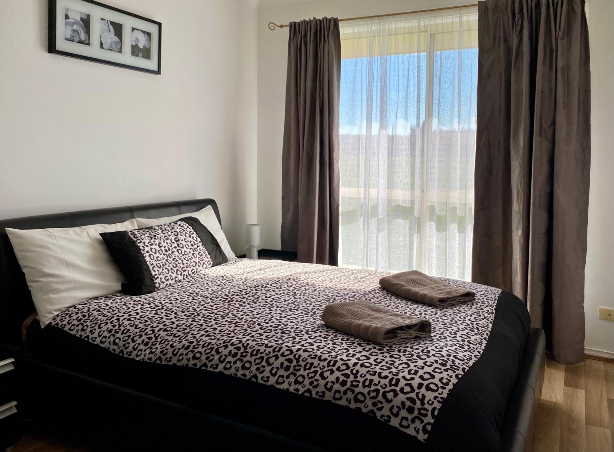 Titania Motel Oberon Εξωτερικό φωτογραφία