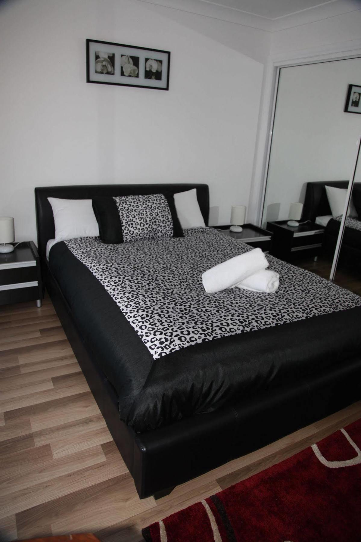 Titania Motel Oberon Εξωτερικό φωτογραφία