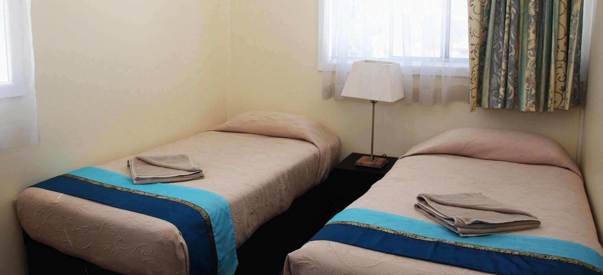 Titania Motel Oberon Εξωτερικό φωτογραφία